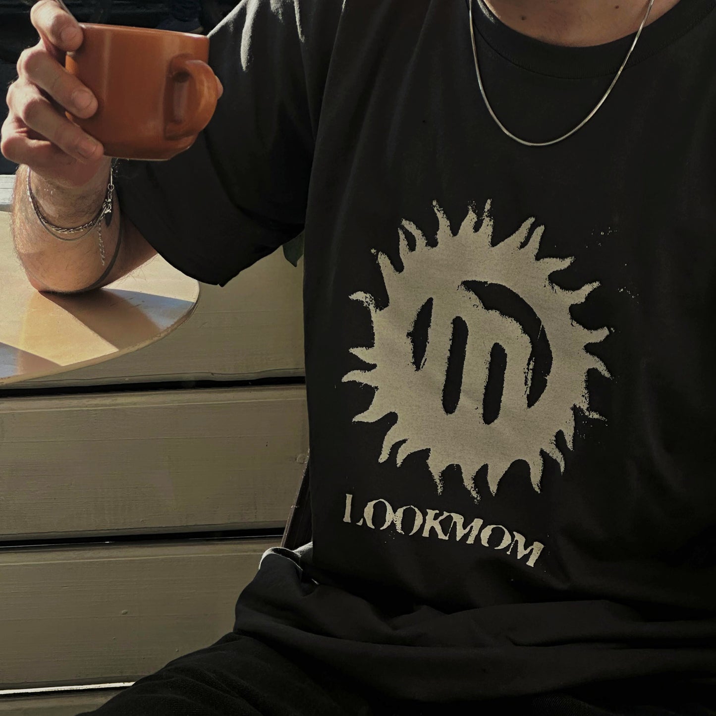 Camiseta Over Carbon Logo