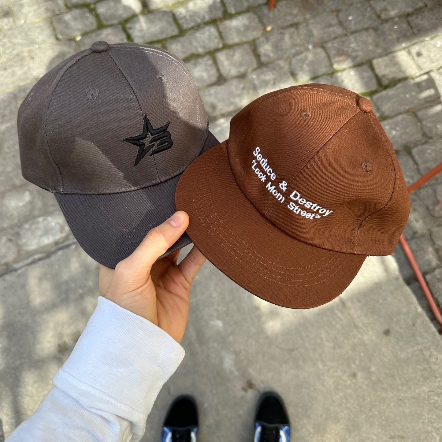 Gorro Grey Star Logo